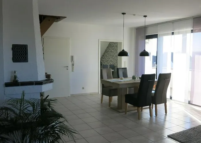 Fewosa Trier-tarforst 公寓 *